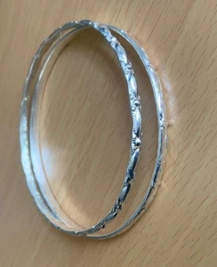 925 silver Pair Of Slip On Bangles / Medium/ 13g - Picture 1 of 5