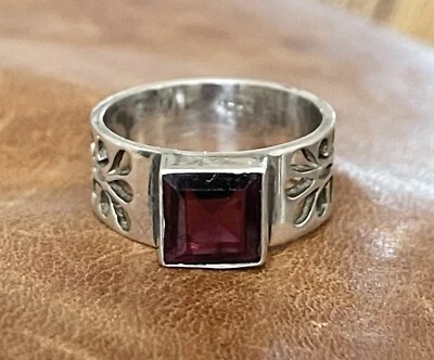 Anillo De Colección Plata Esterlina 925 Corte Princesa Ágata Roja Diseño Floral Talla 7.75 Foto 1 de 4