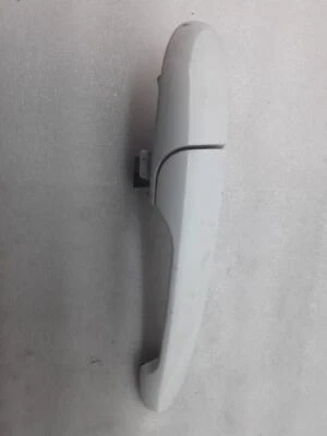 R/R Right Rear Door Exterior Handle White 07-10 CHEVROLET COBALT 10-2-2RM - Image 1 of 4
