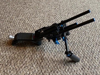 Neewer Shoulder Rig Kit + V Mount + Niceyrig Base + Extended Quick Release Plate - Image 1 of 4