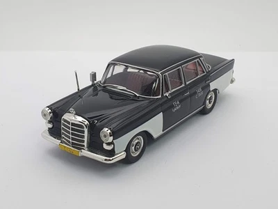 Mercedes 200D Taxi Edicola 1/43 Nero - Immagine 1 di 4