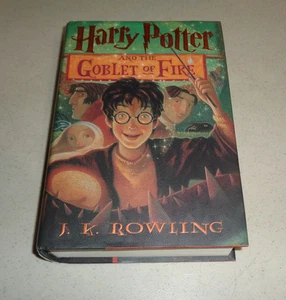 ~Harry Potter And The Goblet Of Fire Hardcover ~HCDJ~ - Picture 1 of 3