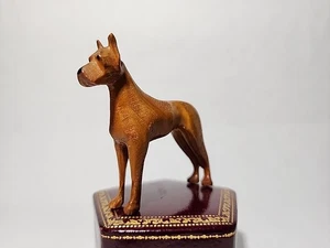 Figura de perro gran danés miniatura de resina tallada a mano de arte popular vintage - Imagen 1 de 20