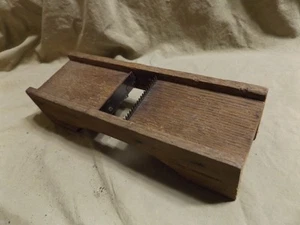 Primitive Antique Country Kitchen Slaw Board Stand Unsigned Small 10.5x3.5x2.75" - Picture 1 of 7