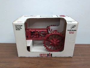 1/16 Scale Models Toy Farmall F-12 Mccormick Deering Tractor - Picture 1 of 3