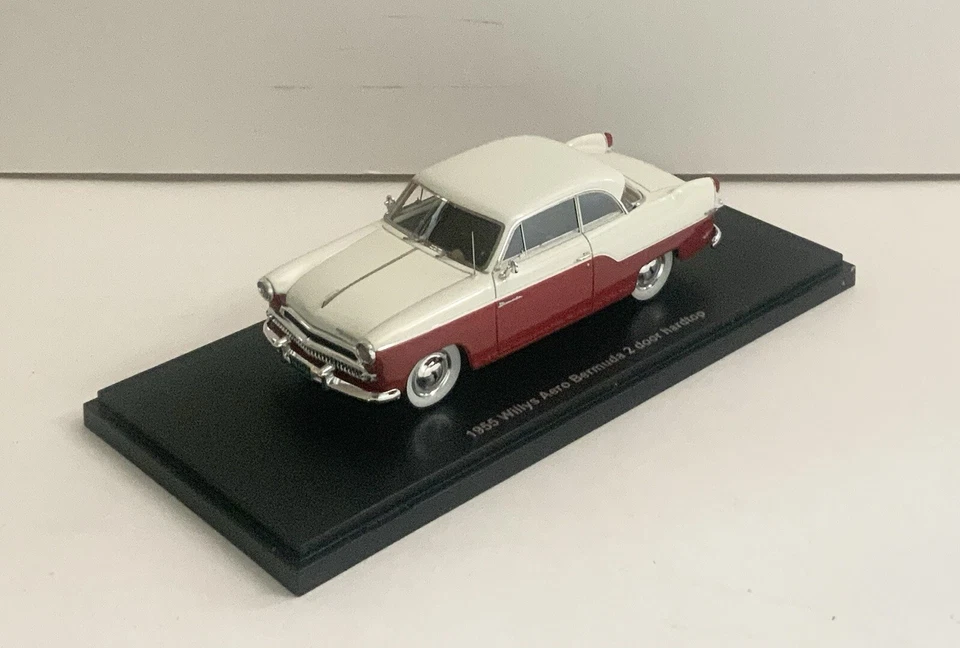 1/43 1955 Willys Aero Bermuda S puerta techo rígido Esval Foto 1 de 4