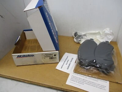 ACDelco 17D856MH BRAKE PADS - Image 1 of 2