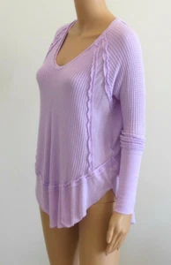 Suéter Tejido Gofre Térmico WE THE FREE PEOPLE Top Púrpura Dobladillo con Volantes XS USADO EN EXCELENTE ESTADO - Imagen 1 de 8