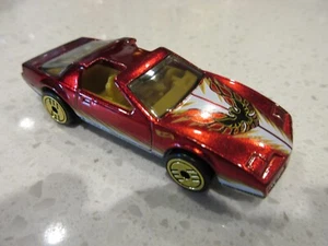 Hot Wheels Ultra Hots 2010 anni 80 Pontiac Firebird Red 1:64 DIECAST auto da corsa giocattolo - Foto 1 di 6