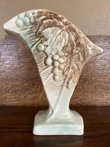 Vintage McCoy Art Pottery Vase Grapes & Leaves Green & Brown Rustic 1940s - Picture 1 of 4