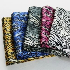 1 Yard Africa Wild Leopard Printed Satin Cloth Soft Diy Scraf Fabric Charmeuse - Picture 1 of 12