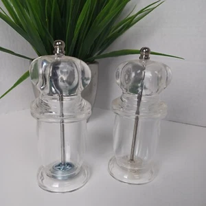 Vintage Acrylic Salt and Pepper Grinder Mills Made in Taiwan EUC - Picture 1 of 5