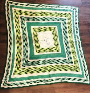 Vintage Handmade Green White Afghan Blanket 73” x 69” - Picture 1 of 7
