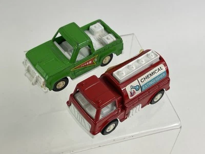 1970 Tootsietoy 4" extintor químico resgate de incêndio tanque e caminhão Jeep verde - Imagem 1 de 4