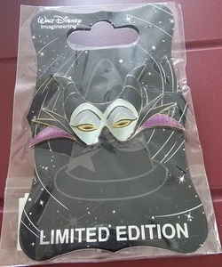 DISNEY PIN WDI MARDI GRA MASK SMALL VARIANT MALEFICENT LE 300 HTF RARE - Picture 1 of 1