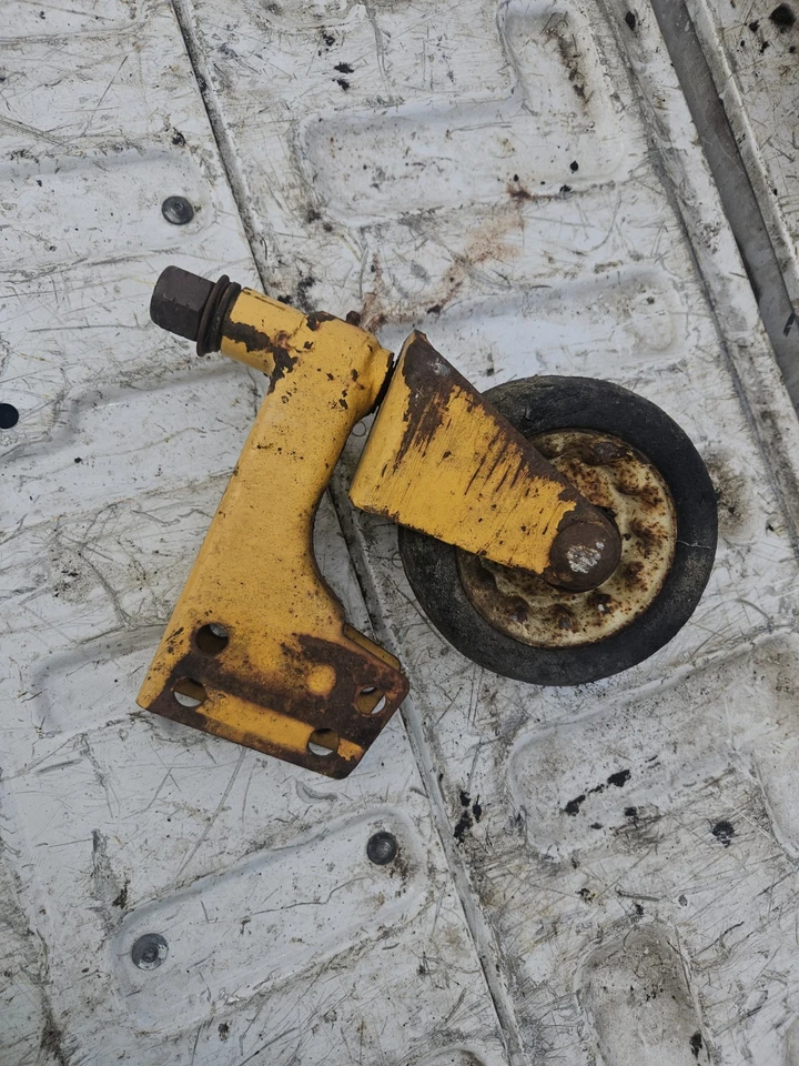 Cub Cadet 3000 Series 48 54 Deck Gauge Wheel 3225 3240 3235 3206 3204 3205 3208 - Image 1 of 3