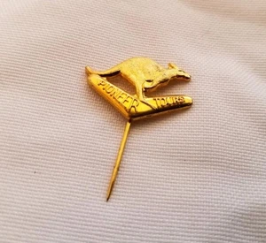 Vintage goldfarbene Känguru Bumerang Stecknadel australisches Souvenir Pionier Touren - Bild 1 von 7