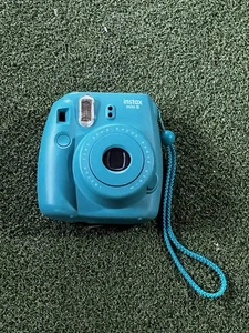 Fujifilm Instax Mini 8 analoge Sofortbildkamera - GETESTET FUNKTIONIERT grün - Bild 1 von 3