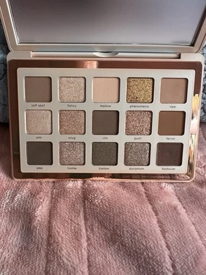 NATASHA DENONA I Need A Warm Eyeshadow Palette 19.35g/0.67 oz  Authentic - Image 1 of 4