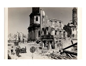 WWII WW2 Original Photo People, Soldiers Walking Thru Destroyed City 1940's READ - Picture 1 of 4
