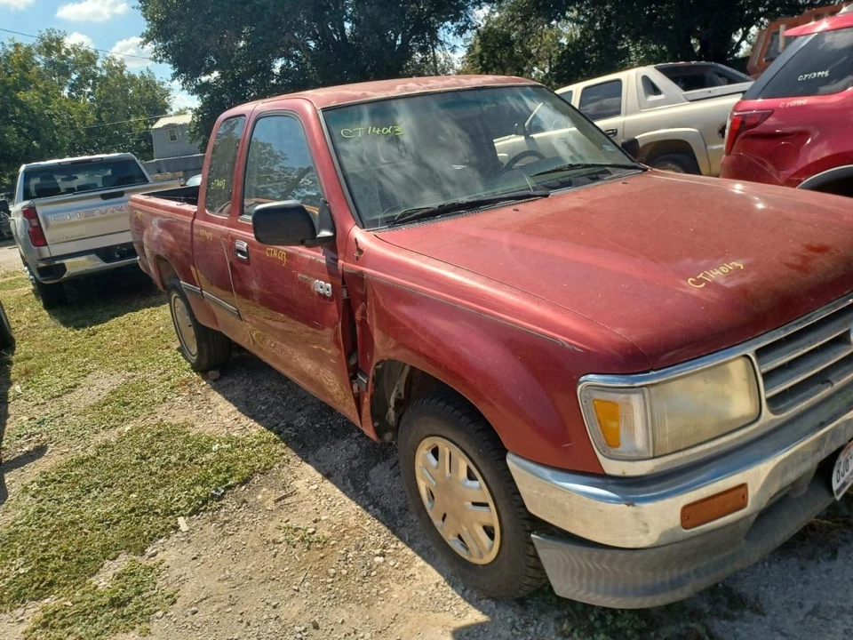 (LOCAL PICKUP ONLY) AC Condenser R134a Refrigerant Fits 93-98 T100 611851 - Image 1 of 4