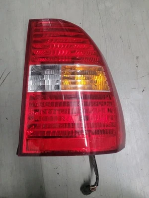 07-08 Conjunto de luz trasera derecha pasajero Kia Sportage 735085 Foto 1 de 4
