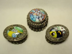 Menge 3 Metall Millefiori Trinkset Pillenboxen *wie besehen, CHIPS, BAND Markierungen* - Bild 1 von 12