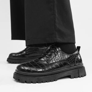 Scarpe eleganti uomo modello pietra formali punta tonda stringate Gran Bretagna etniche oversize - Foto 1 di 15