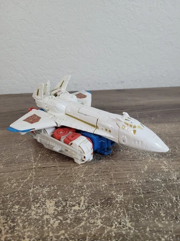 Transformers Generations Sky Lynx Figure Combiner Voyager Class Near Complete Cover