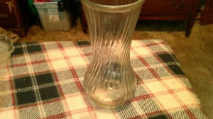 vace clear hat wie Rippen drauf 9 Zoll groß - Bild 1 von 3