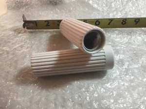 Harley Panhead Sportster XL Ranger Pacer Topper Ribbed Grips 1962-'64 White - Picture 1 of 2