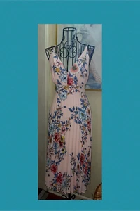 Thirty Thirty Pink Floral Print Party Dress, Pleated Skirt, V-neckline, Lined, M - Picture 1 of 7