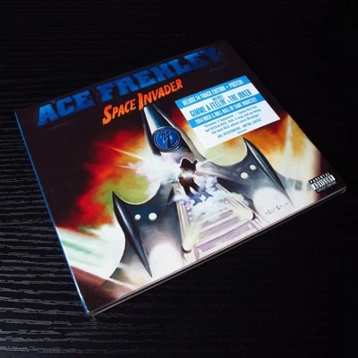 Ace Frehley: Space Invader USA Deluxe Edition CD+2 Bonus Trk+Poster NEW #1002* - Image 1 of 2