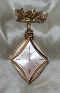Vintage Quirky Sheffield Gold Tone Uniquely Shaped 1970's Watch On Necklace  - Picture 1 of 8