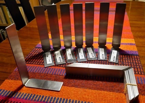 IKEA Buchstützen Metall - Verkauf paarweise - Bild 1 von 1