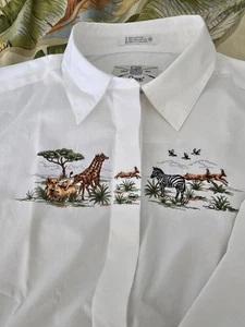NEW Orvis Women's White Blouse Size14 Embroidered African Animals Safari - Picture 1 of 10