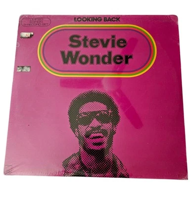 STEVIE WONDER LOOKING BACK "SEALED" RARE  1970s MOTOWN USA TRIPLE VINYL 3LP SET  - Image 1 of 3