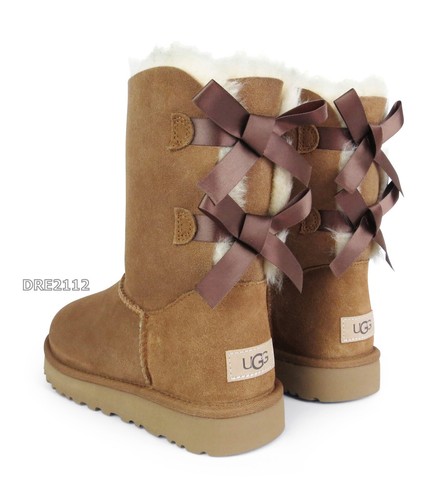 Stivali UGG Bailey Bow II in pelliccia scamosciata di castagno da donna taglia 9 *nuovi con scatola*