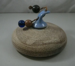 Florida Art Pottery Flat-Shouldered Seed Pottery Jar with Lid Artist Signed - Picture 1 of 8