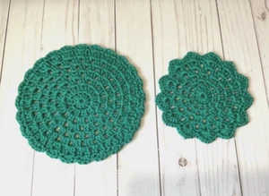 Häkelnde Oma quadratische runde Tischsets - 2er-Set - handgefertigt - Bild 1 von 3