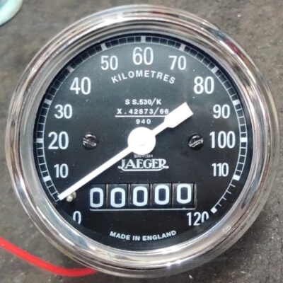 LAND ROVER SERIES 1 SPEEDOMETER 1948 - 1953 THREAD 12X100 - Image 1 of 2