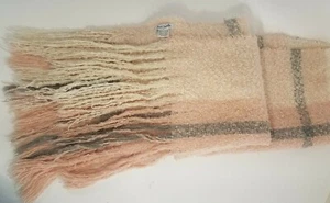 Just Jamie Rosa Gris y Marfil Fleese 84"/7' Shaw, Bufanda, Envoltura, Tashmina - Imagen 1 de 4