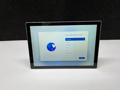 Microsoft Surface Pro 5 1796 Intel Core i5-7300U @ 2.60 GHz 4GB Ram 128 GB - Image 1 of 4