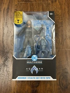 Traje DC Multiverse Etiqueta Dorada Aquaman Stealth con Topo McFarlane SELLADO - Imagen 1 de 6