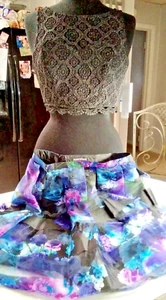 Sequin Hearts 2 Piece Set Cropped Top & Floral Skirt Sz 5 New With Tags $109 Tag - Picture 1 of 12
