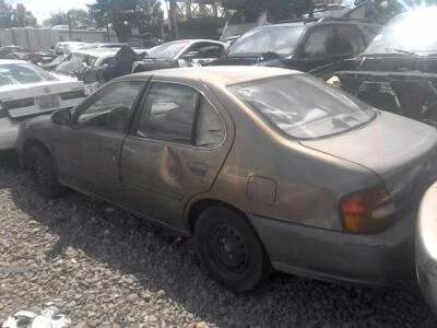 Automatic Transmission Assembly Nissan Altima 1998 1999 OEM. Foto 1 de 2