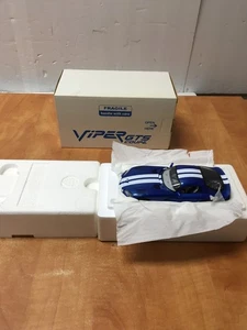 1/24 Danbury Mint Dodge Viper GTS Coupe Blue with box - Picture 1 of 9