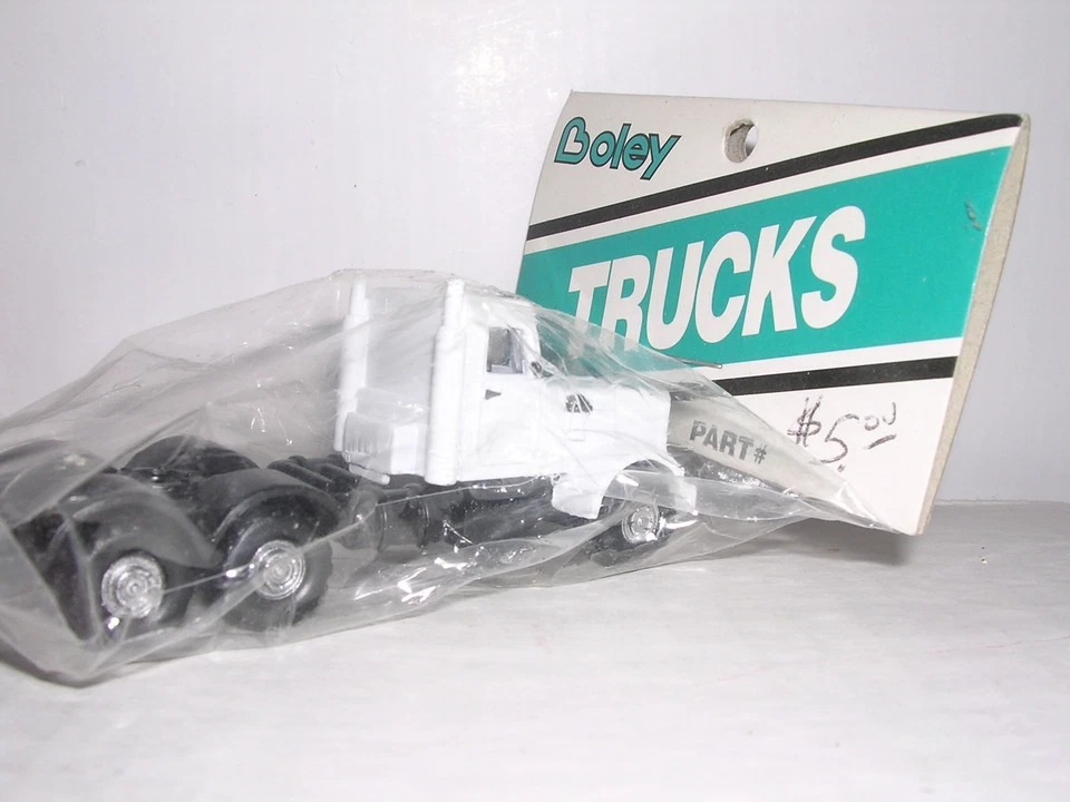 BOLEY #2026-7 白色 10 轮驾驶室 H.O. 1;87 — 第 1/1 张图片