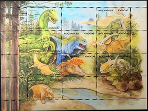 DINOSAURIER BRIEFMARKEN 9er BLATT 2002 POSTFRISCH MOSAMBIK PRÄHISTORISCH DIPLODOCUS CYNODONT - Bild 1 von 1