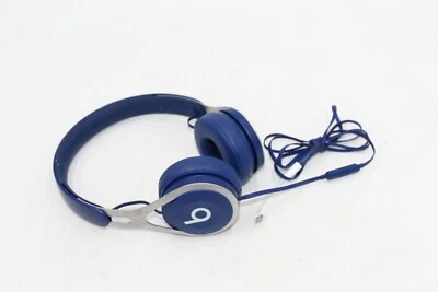 Проводные наушники Beats EP — без аккумулятора, СИНИЕ, серебристые, проводные с адаптером для iPhone - Изображение 1 из 4